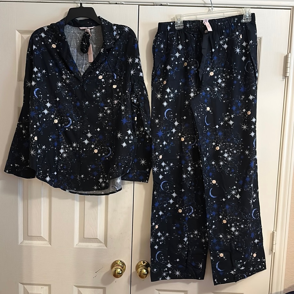 Victoria Secret Pajama set